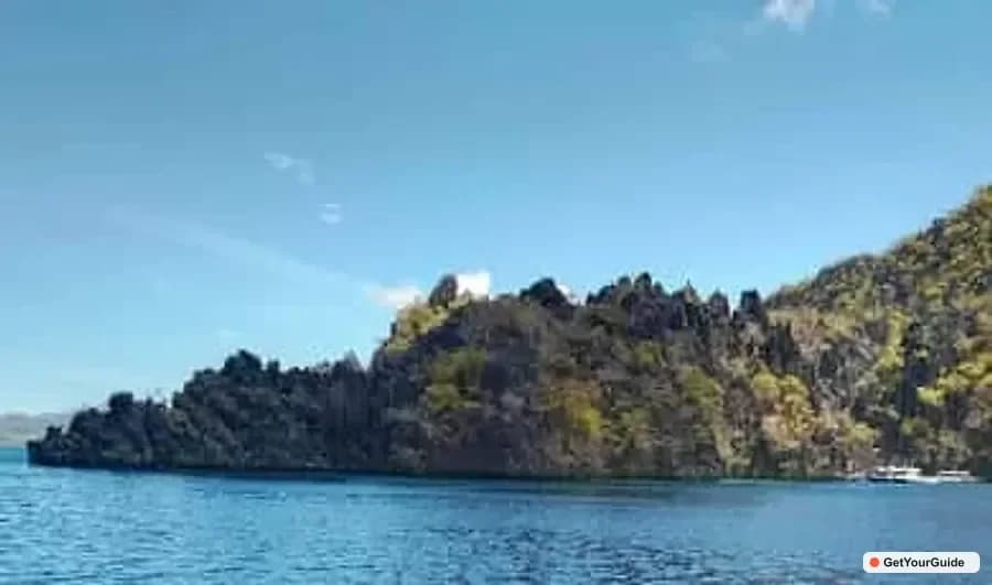 Coron Island Hopping Tour with Lunch and Hotel Pickup