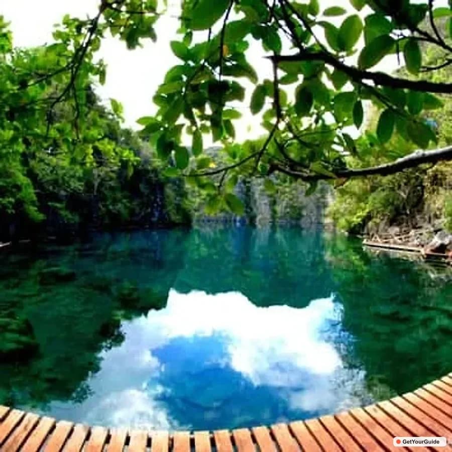 Coron Kayangan Lake and Twin Lagoon Boat Tour with Lunch - Guide