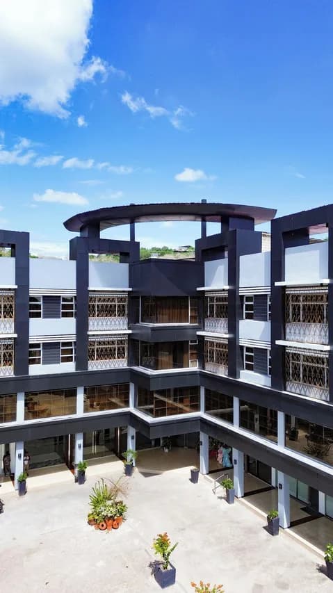 Dreamweavers Hotel