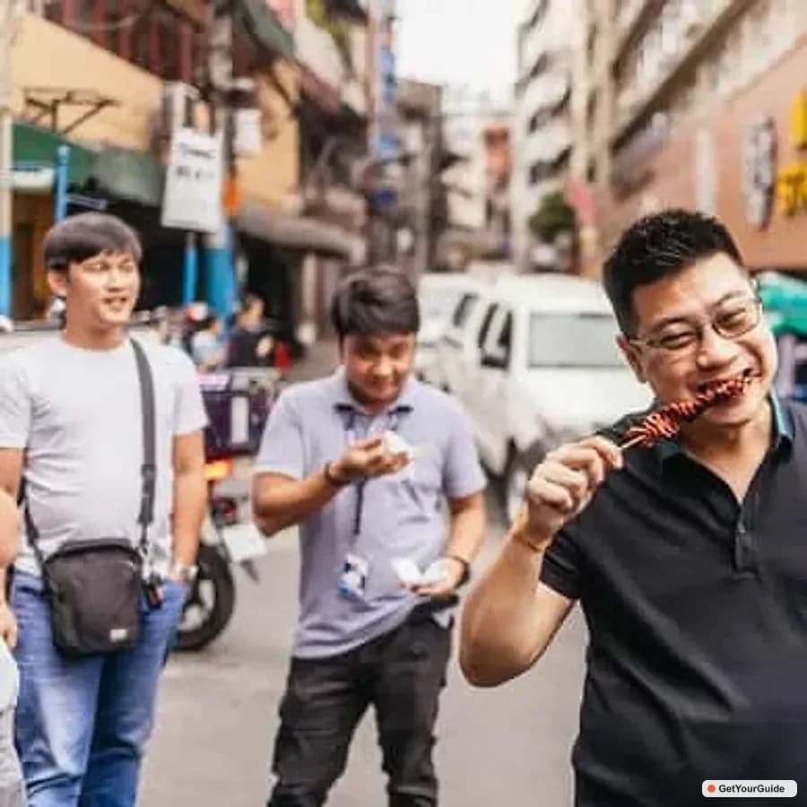 Manila Street Food and Drinks Walking Tour with Tastings