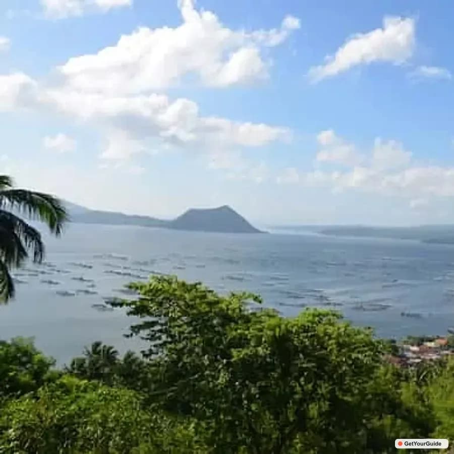 Tagaytay Private Midlands & Taal Volcano Boat Ride