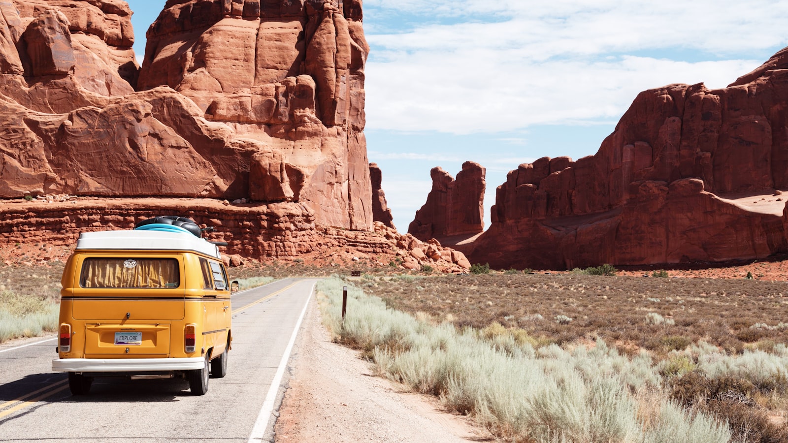 Bad Tolz Travel Guide 2026: Best Time, Attractions, Food & Accommodation