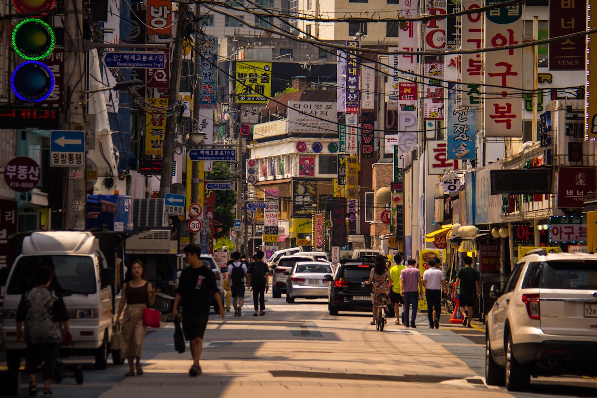 Paju-si street scene