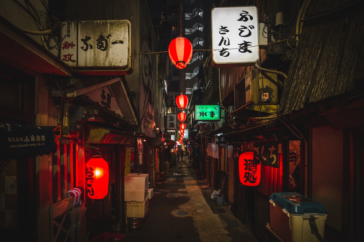 Toyohira street scene