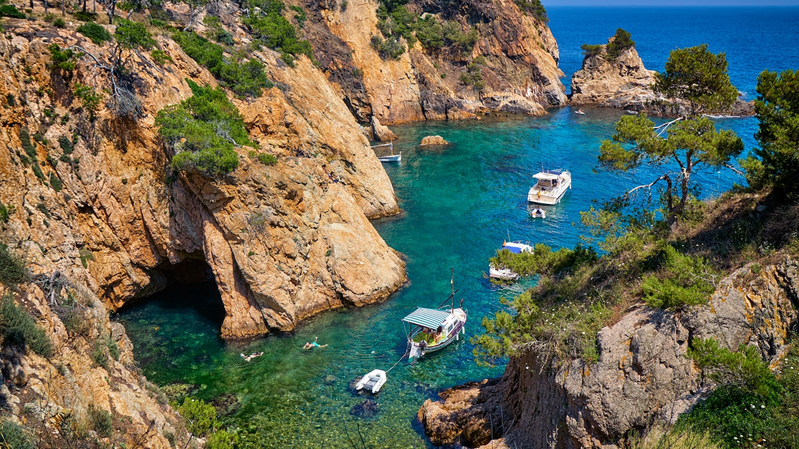 Eden Travel Guide 2026: Best Time, Top Attractions, Food & Stay