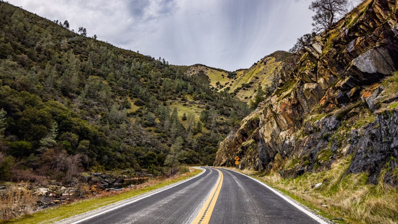 Grass Valley (CA) Travel Guide 2026: Best Time, Attractions & Food