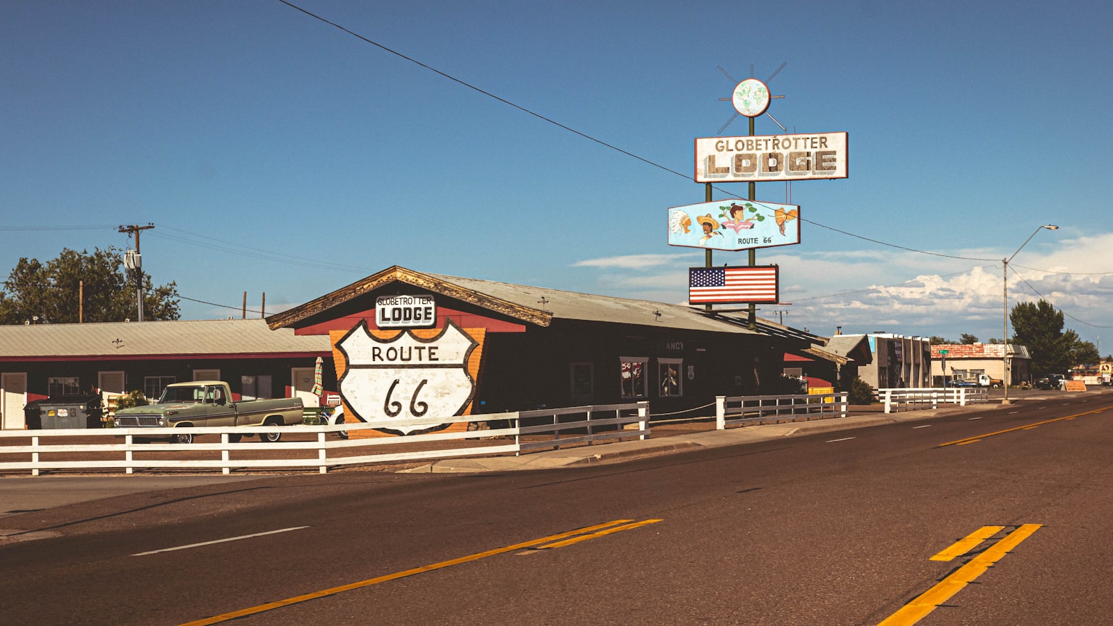 Holbrook (AZ) Travel Guide 2026: Best Time, Attractions & Food