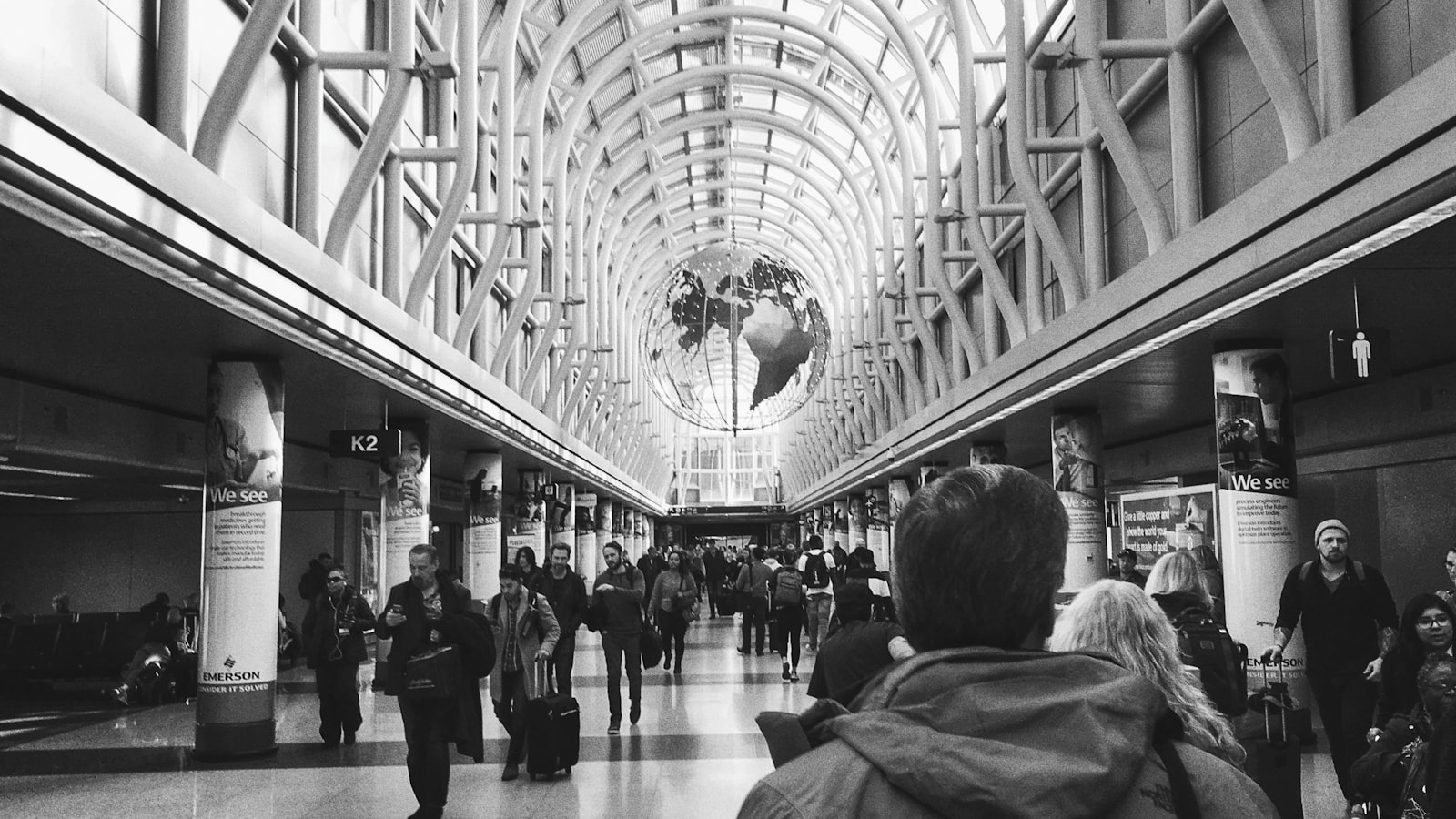 Moline (IL) Travel Guide 2026: Best Time, Top Attractions, Food & Accommodations