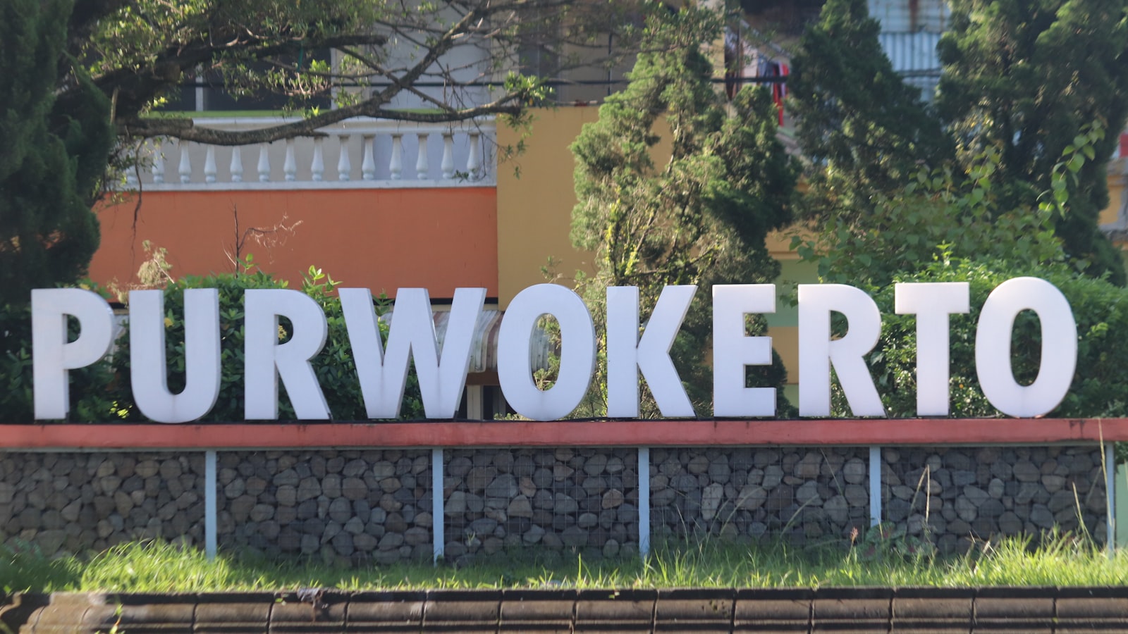Purwokerto Travel Guide 2026: Best Time, Top Attractions, Food & Stay