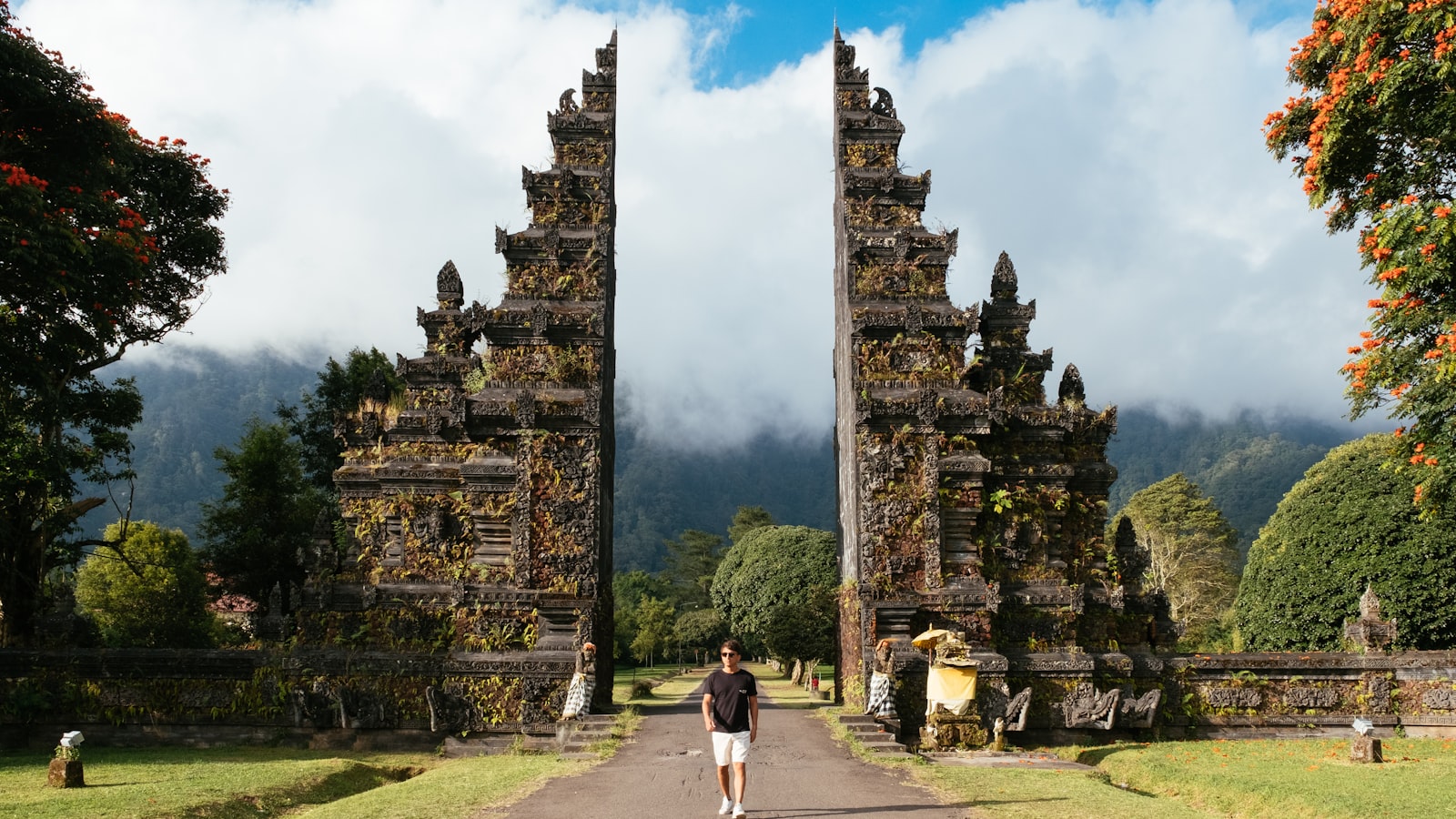 Tulungagung Travel Guide 2026: Best Time, Attractions & Food