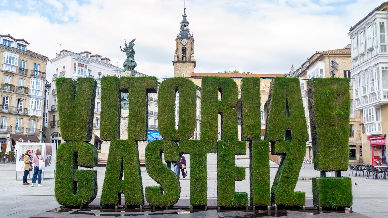 Vitoria Travel Guide 2026: Best Time, Top Attractions & Food
