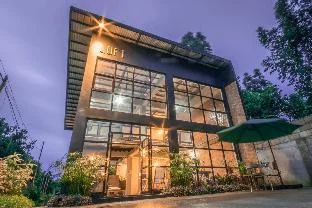 Tagaytay cozy industrial LOFT — Valencia Philippines