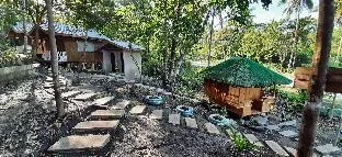 Home stay rizalina huts