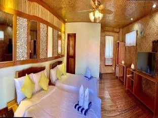 Comfort Quadruple Room (beach front area)