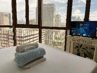 Skyline View room across Greenbelt — Valencia Philippines