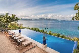 Vivere Azure Resort