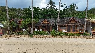 Beach Huts El Nido