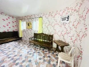 CozyRoom with garden view