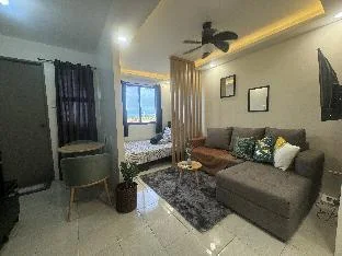 Condo Staycation for 2 near E.K by BWP