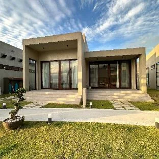 Tana Beach Villas