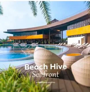 Beach Hive Seafront Villa in San Juan Batangas/Beach front access 8mins walk
