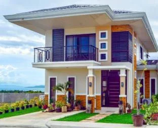BOHOL TRANSIENT HOUSE WITH SWIMMING POOL