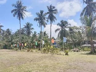 Nanay's Beach House(top floor)