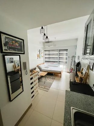 Cool Suites Tower B in Tagaytay 1 Br w/ Balcony