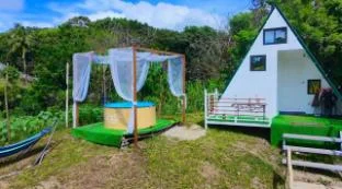 Noni & Banoni Camp Cafe (Teepee house)