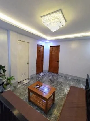 ZEV'S HOMESTAY