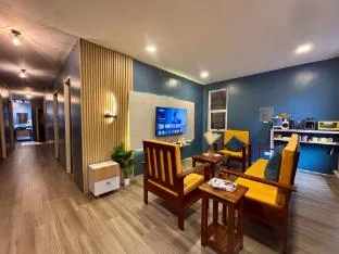 Balai Evelyn Transient Home Family Room