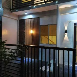 Ollyzza's Apartment