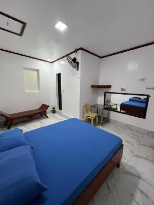 Matala Travelers Lodge