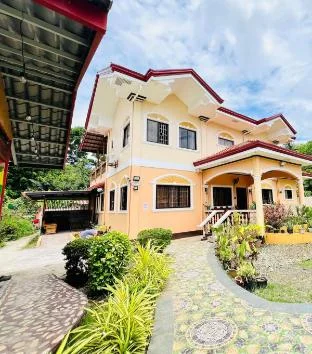Chateau La Princesa 4 rooms with cozy Bar & garden