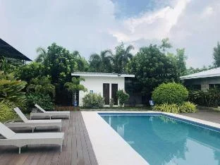 Nature Getaway at Lilan Garden