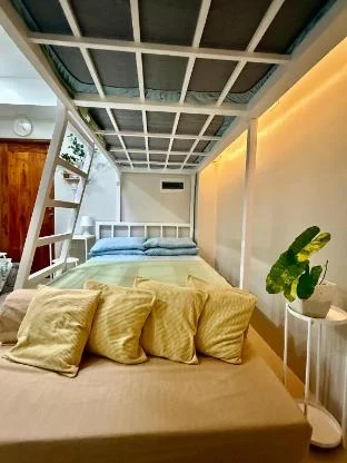 Modern Double Loft Own Kitchen and Bath