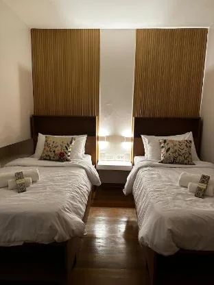 Room 5: Excelente