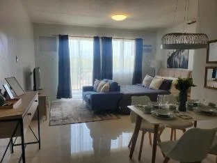 Studio Living, Balcony, Pool, Near Airport Palawan