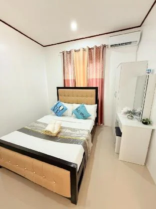 Cozy Home 2BR/Wi-fi/Hot&cold shower/Fully Air-con — Valencia Philippines