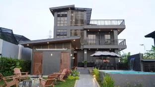 Modern Industrial Private Villa (with Heated Pool)