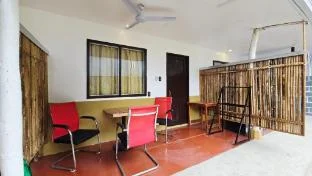 YOLINDA's TOURIST INN