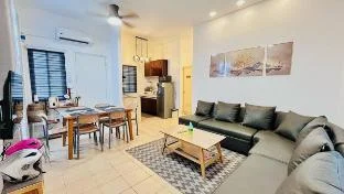 Casa Esperanza 1376 - Royal Palms Tres