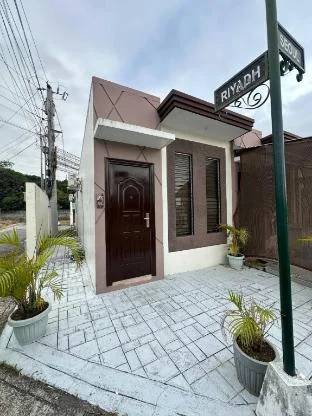Cozy 1-Bedroom House Rental in Hermosa, Philippines