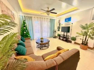 Charl’s Place Private Resort