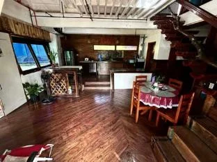 Balai Amihan Treehouse