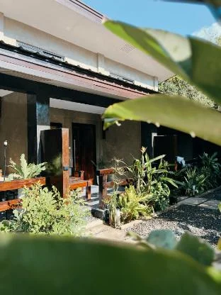 Hidden Garden Villa
