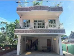 Valdez & Ismail Homestay