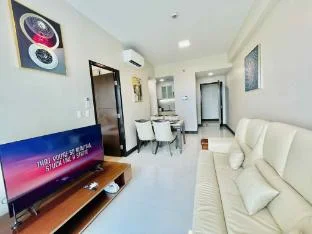 The Mactan Newtown spacious 1bedroom good for fam!