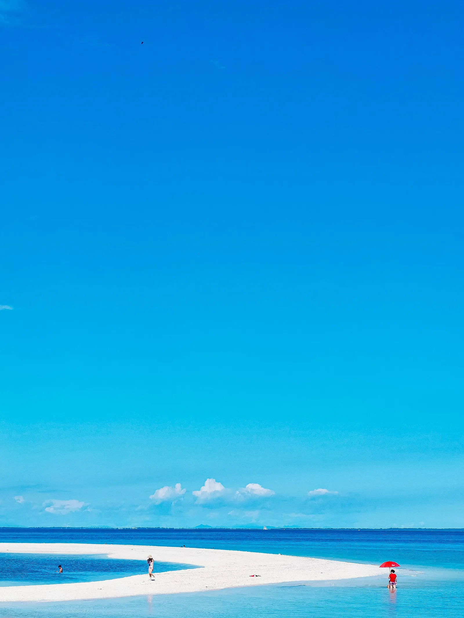 Bantayan Island Sugar Beach Cebu, Philippines