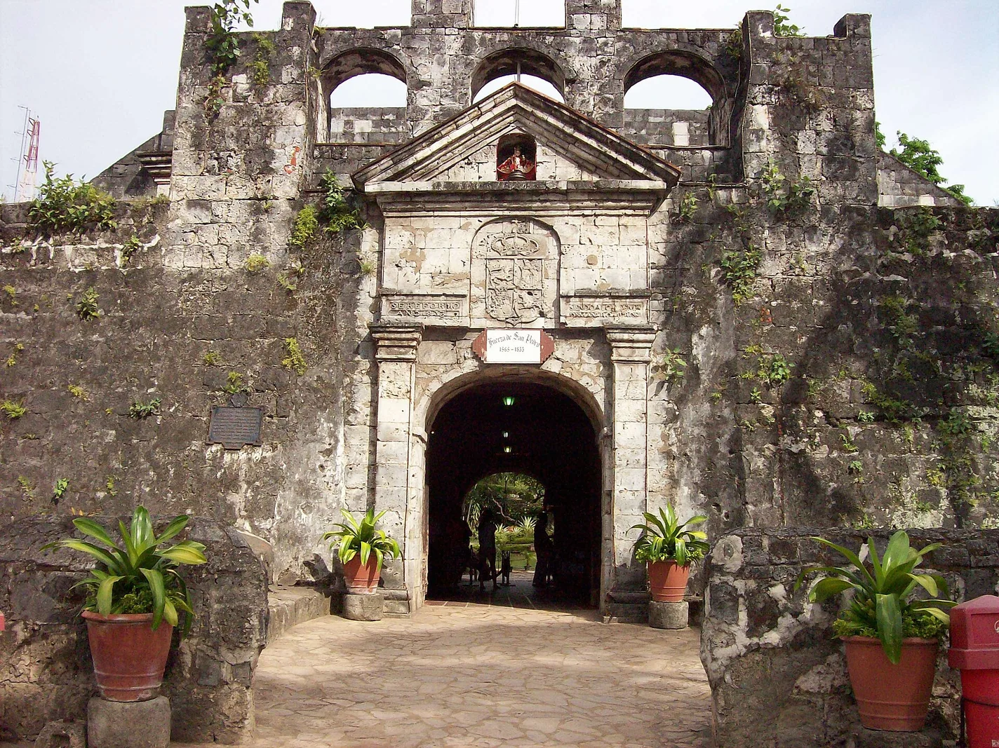 Cebu City Heritage Walk and Food Crawl